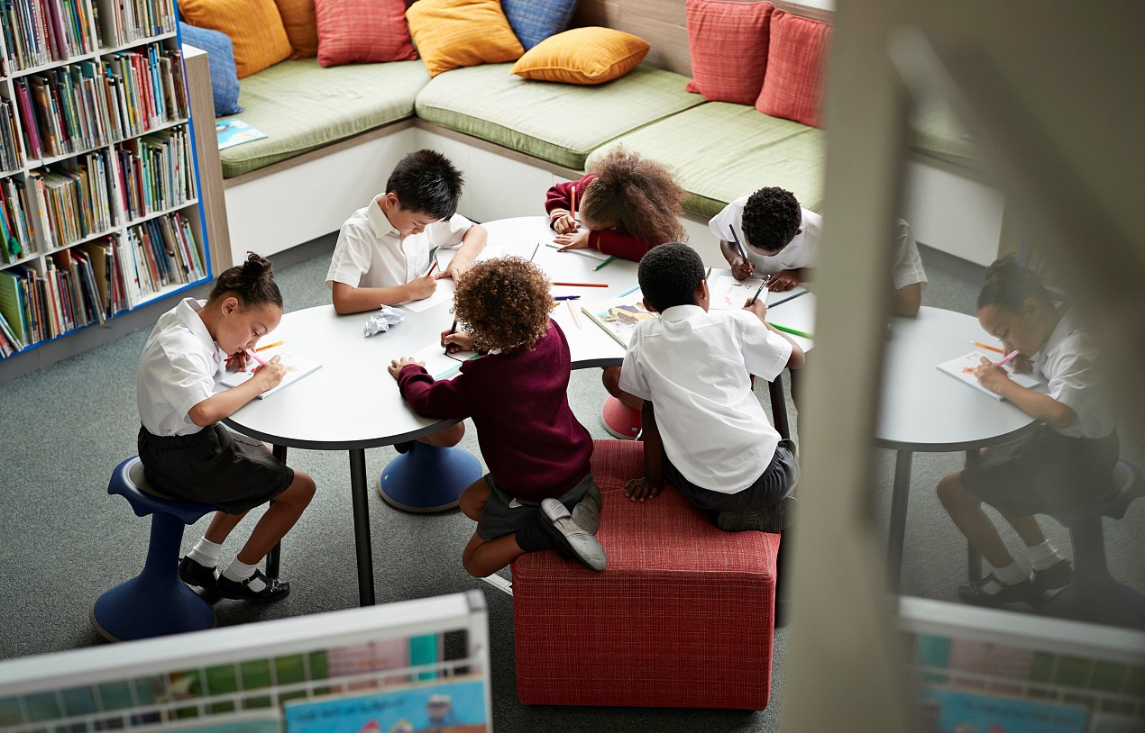 primary school children in a library